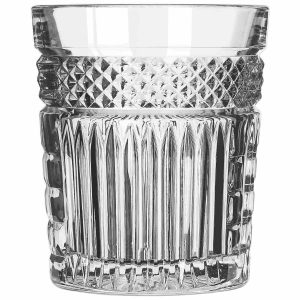 Upgrade your barware with the elegant Libbey Cocktail Tumbler Radiant 35cl - perfect for stylishly serving your favorite cocktails. Buy now!