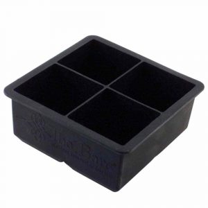 Premium black silicone 57mm 4-cube gelo mold for stylish and efficient ice making at home or in bars and restaurants.