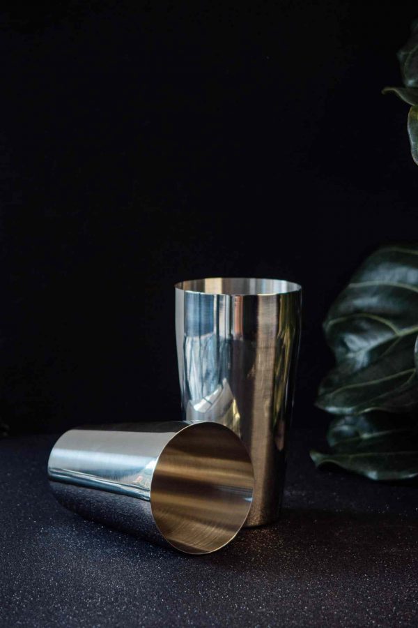 Premium Prata Boston Shaker 750/600 - Elegant and durable cocktail shaker for home bar enthusiasts - Buy now for expert mixology experience!